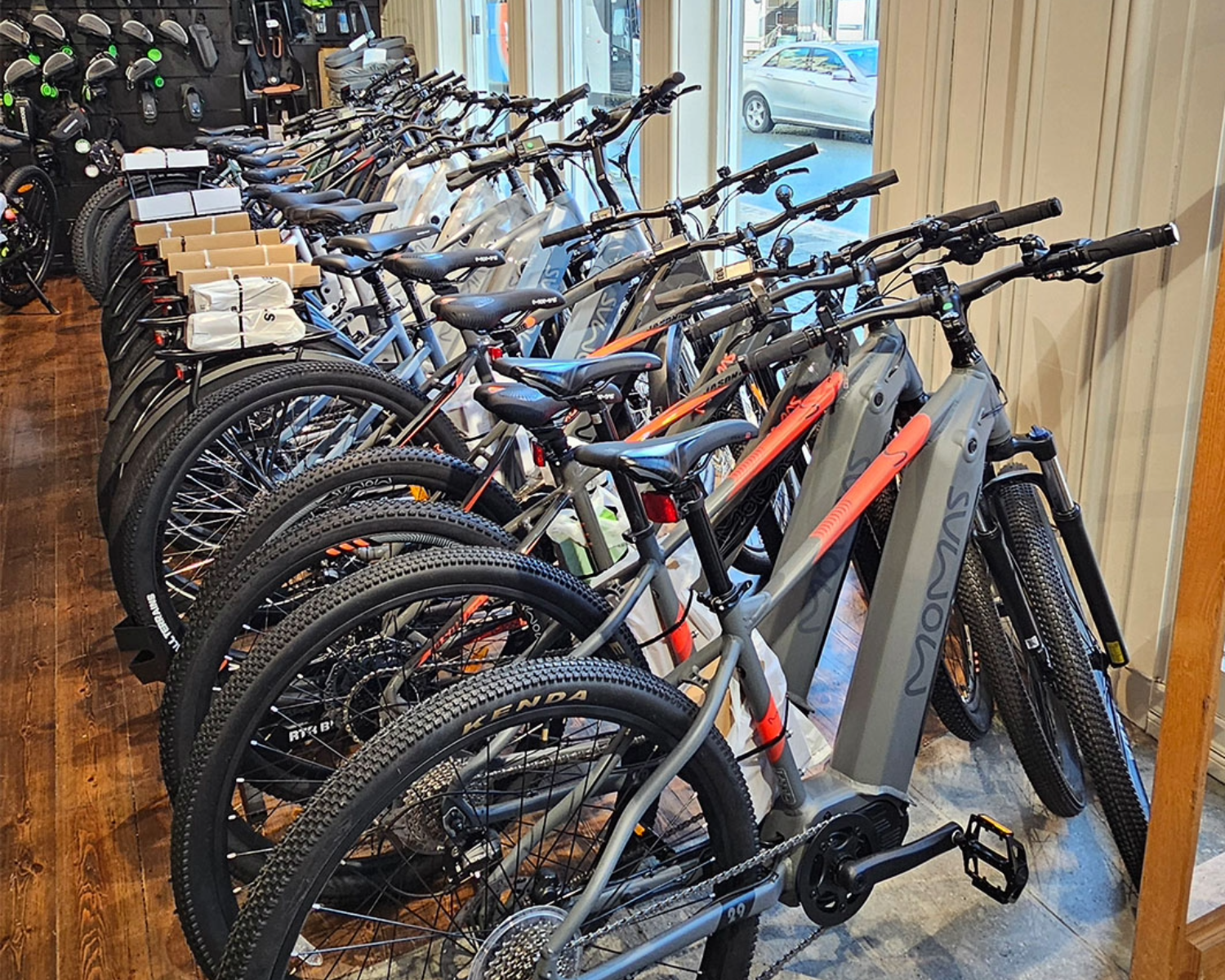 E-Wheels Trondheim – utstilling av elsparkesykler (bilde 3)